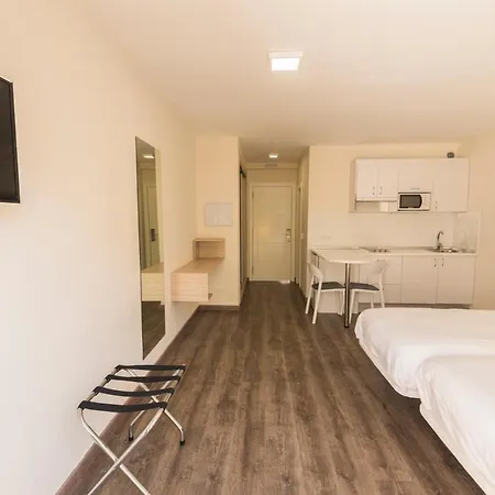 아파트 Paraiso Del Sol Y Paradero 플라야데라스아메리카스